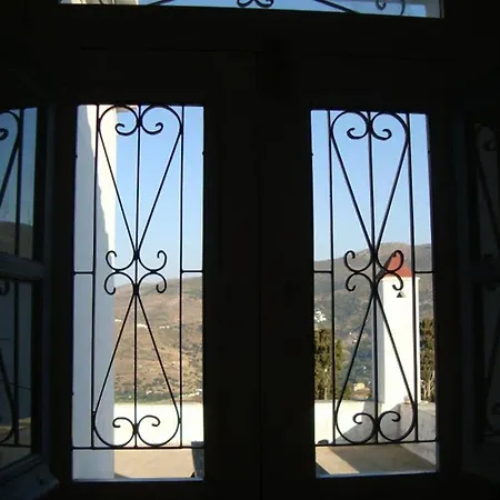 بيت للعطل Traditional Cycladic House Ándros